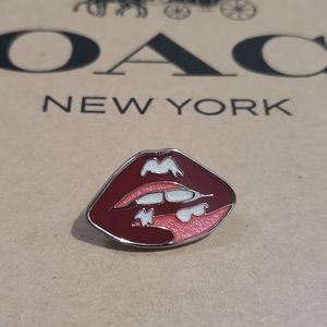 COACH Red Lips Hat / Lanyard Pin
